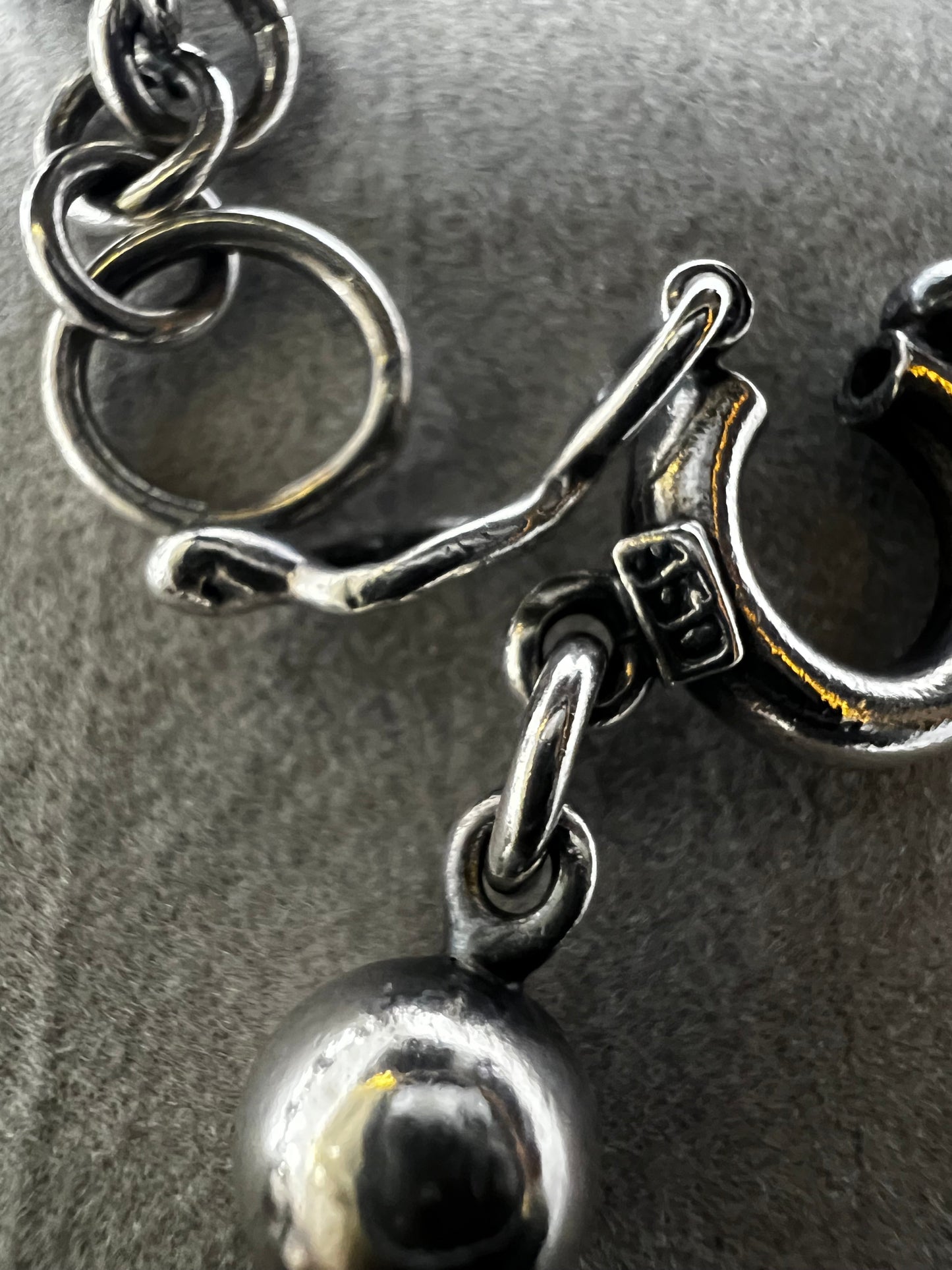 Crafted from 950 fine silver, this vintage ball and link bracelet features a secure locking clasp, reflecting the careful attention to detail during its creation. Its timeless design and durable construction make it a lasting addition that you can treasure and wear with confidence every day.