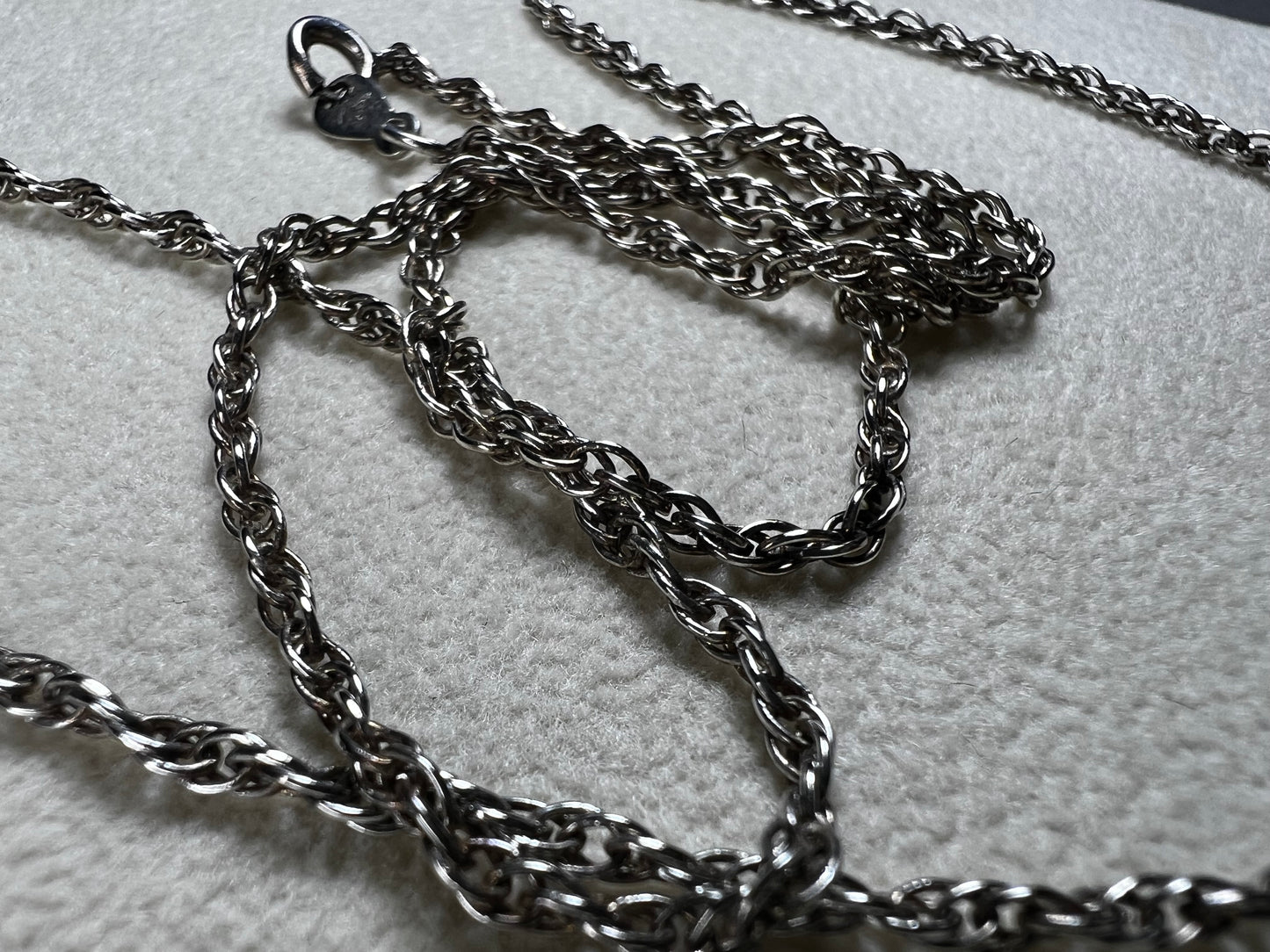 This vintage 24" Mexican sterling silver rope chain is crafted for strength and durability. Its classic design makes it an ideal choice to wear alone or paired with your favorite pendant.