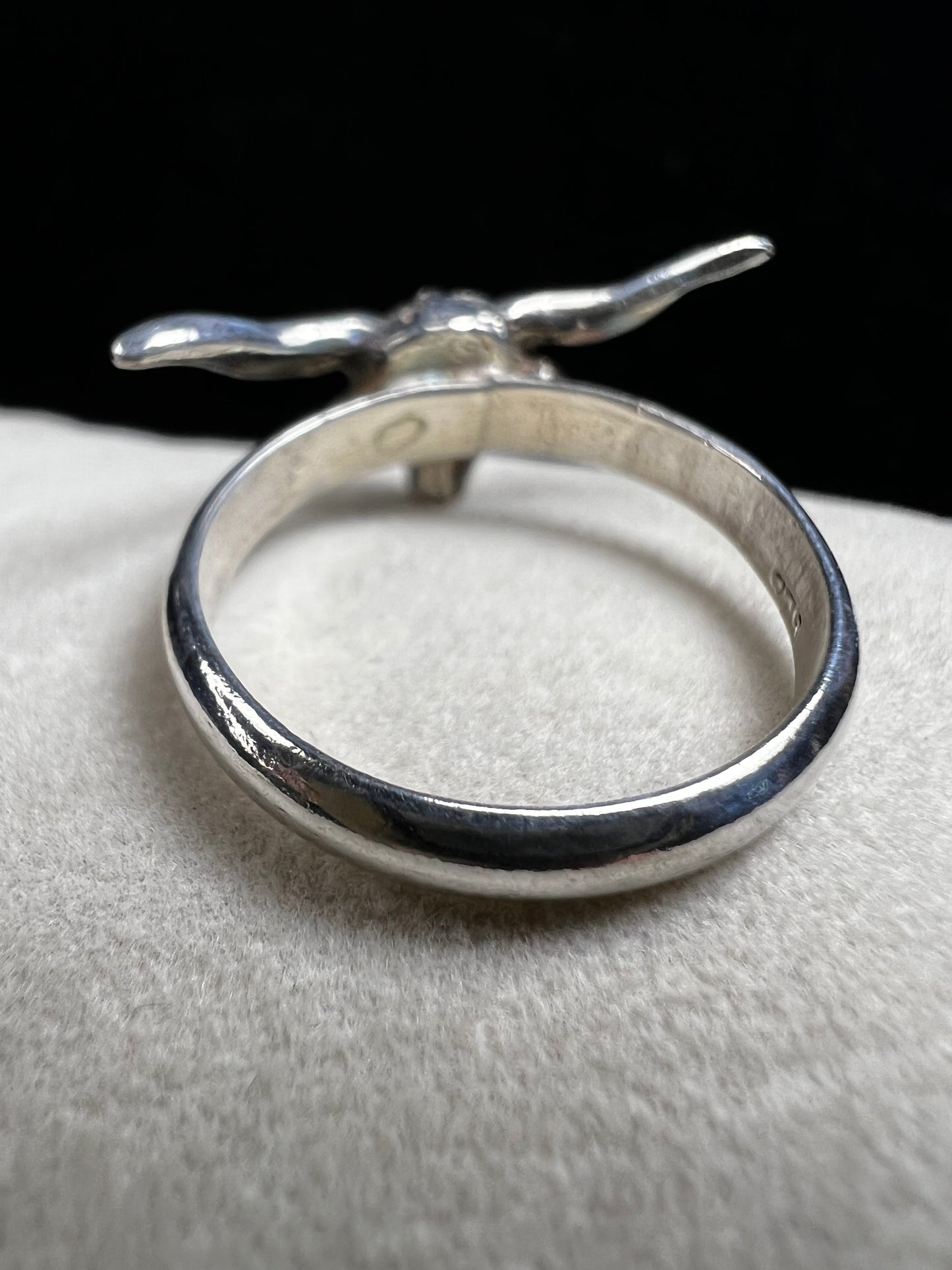 Add a little wild spirit to your style with this sterling silver ring featuring a charming longhorn bull head. Playful yet perfectly detailed, it’s the perfect way to show off your bold side with a touch of fun flair.