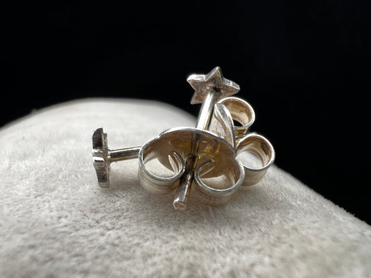 Add a subtle yet stylish touch to your look with our small star earrings. Crafted from high-quality sterling silver, these earrings are perfect for any occasion.