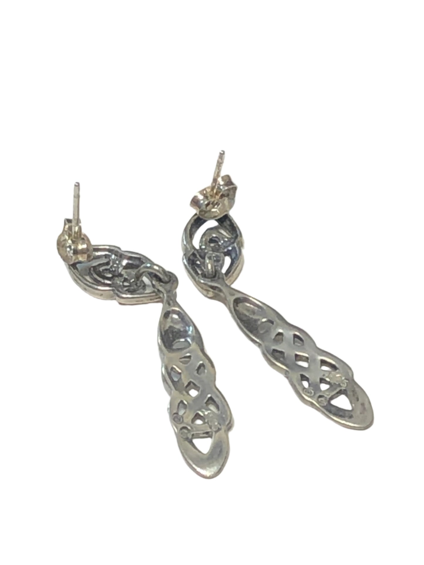 Elevate your style with these sterling silver dangle earrings. They feature a delicately braided design for a touch of elegance.