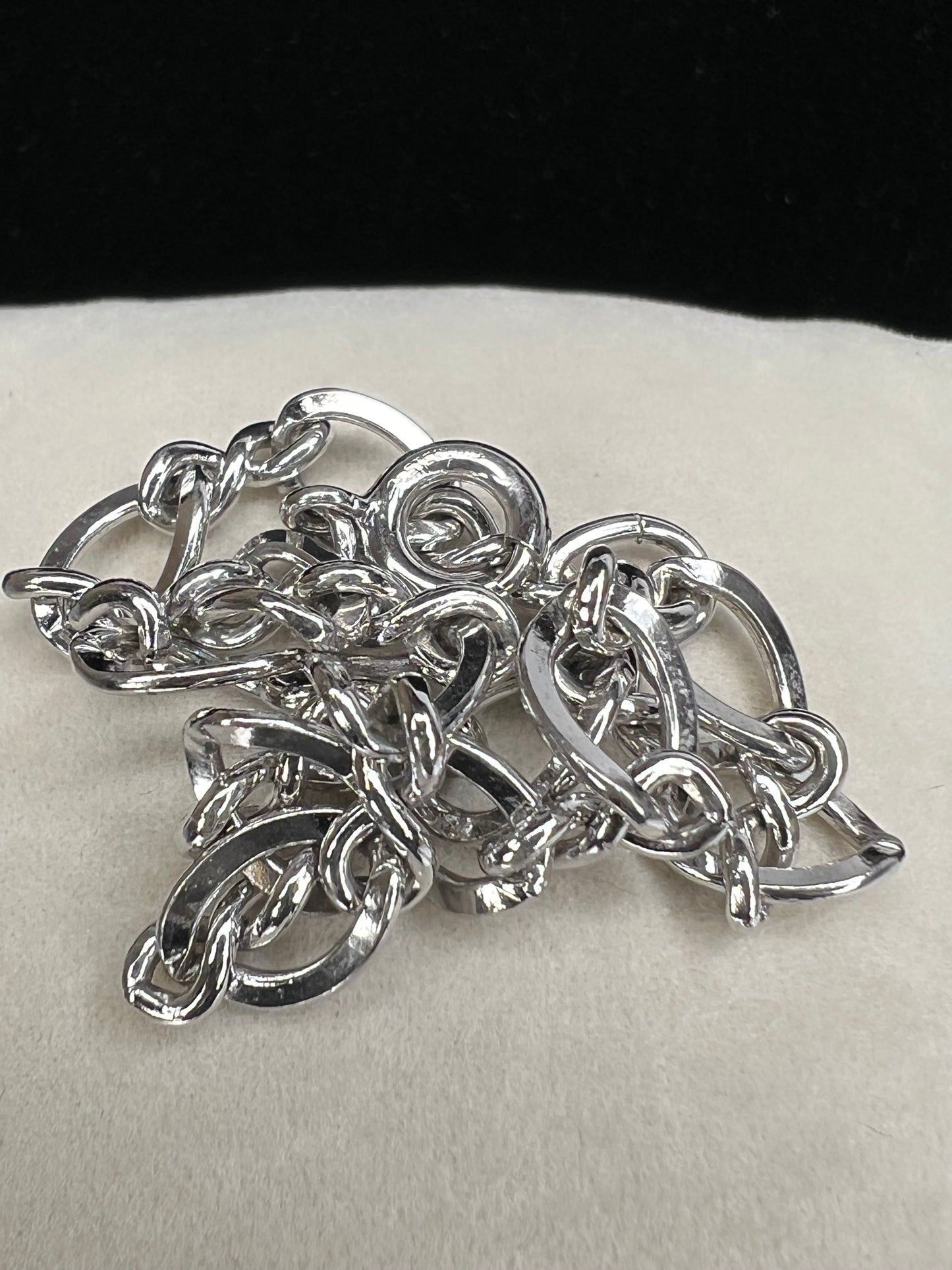 Complement your outfit with this sterling silver bracelet. It features a nice link for a different look.