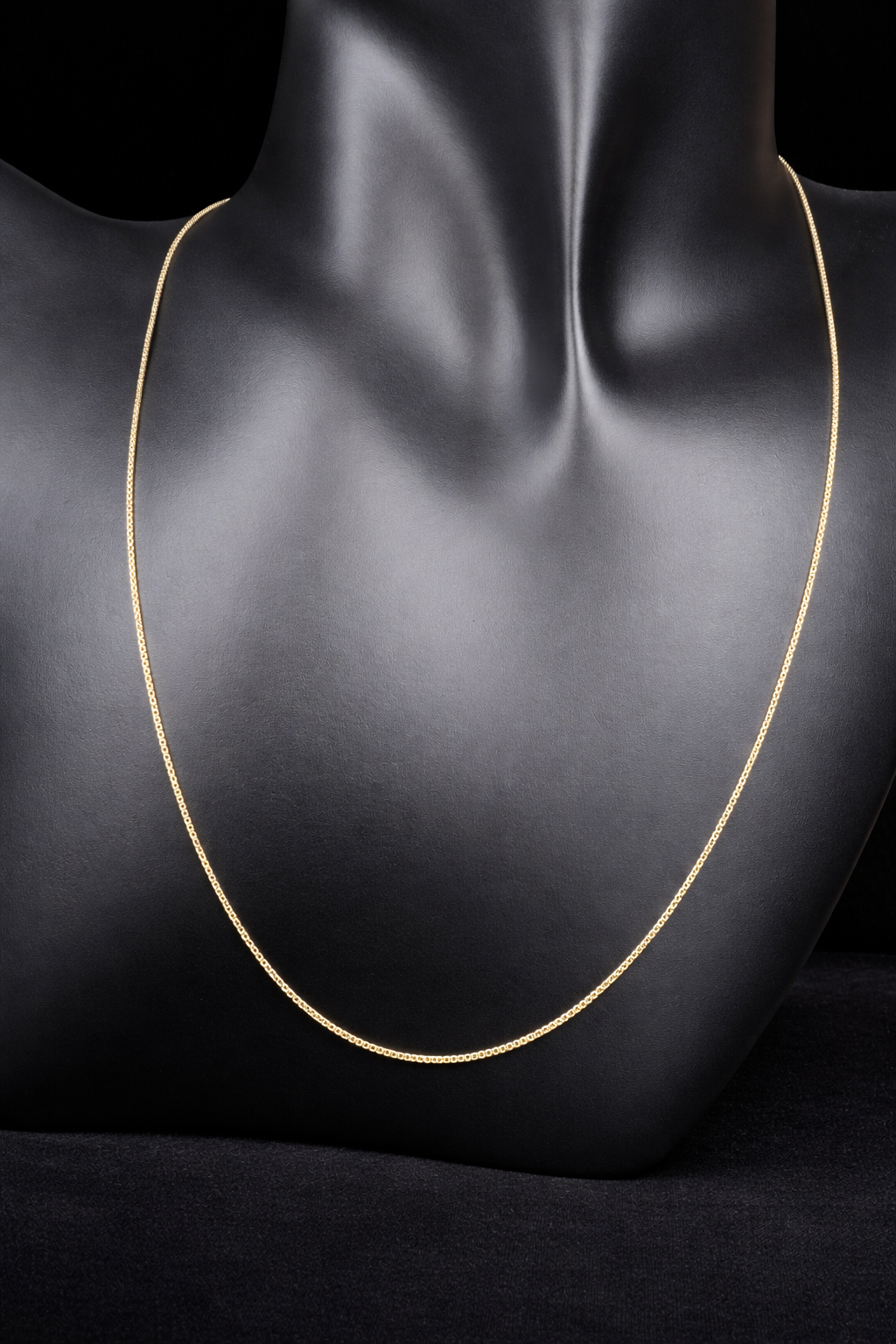This petite chain, crafted form sterling silver with a gold finish, is built with a tough box link. Wear it alone or pair it with one of our gold-over-sterling pendants.